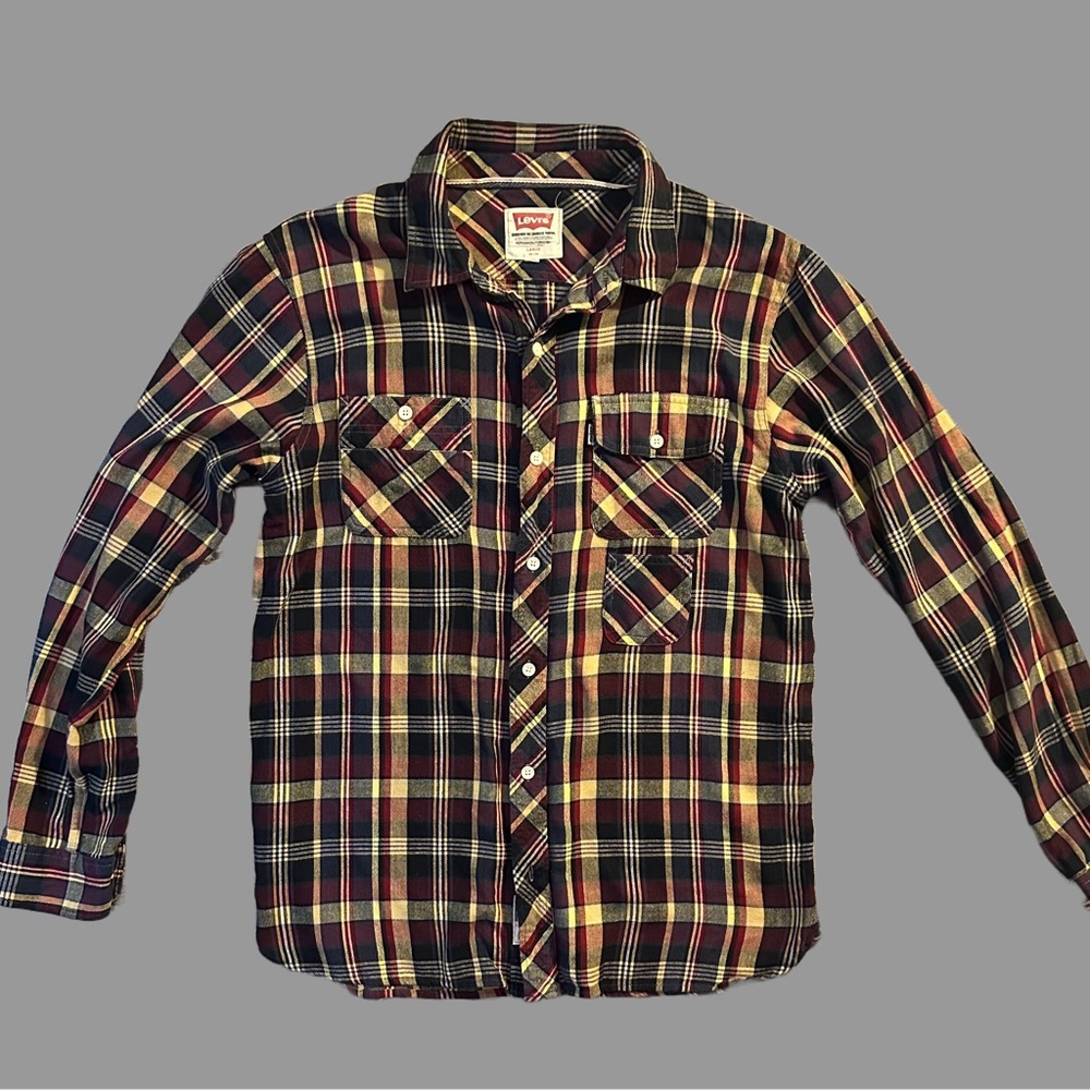 Levi’s Button Down Long Sleeve